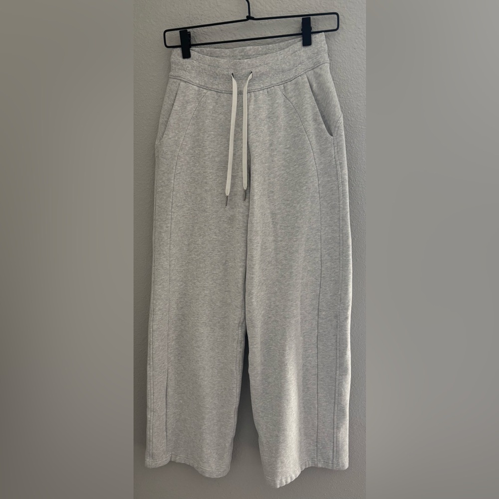 Lululemon heather grey Wide-Leg Sweatpants